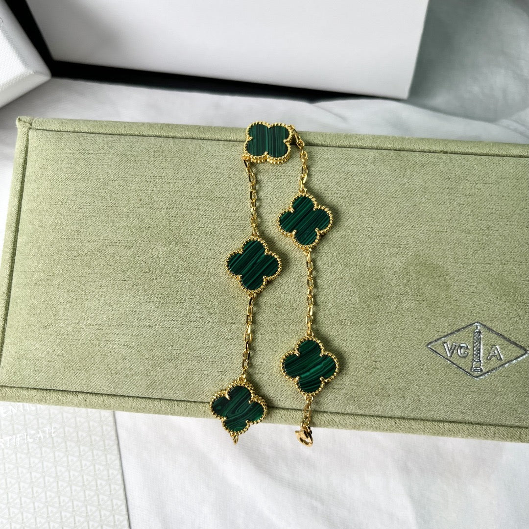 Stackable green clover bracelet for women, 21 cm one-size