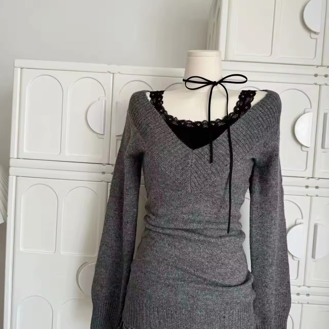 Y2K French vintage pullover with coquette aesthetic