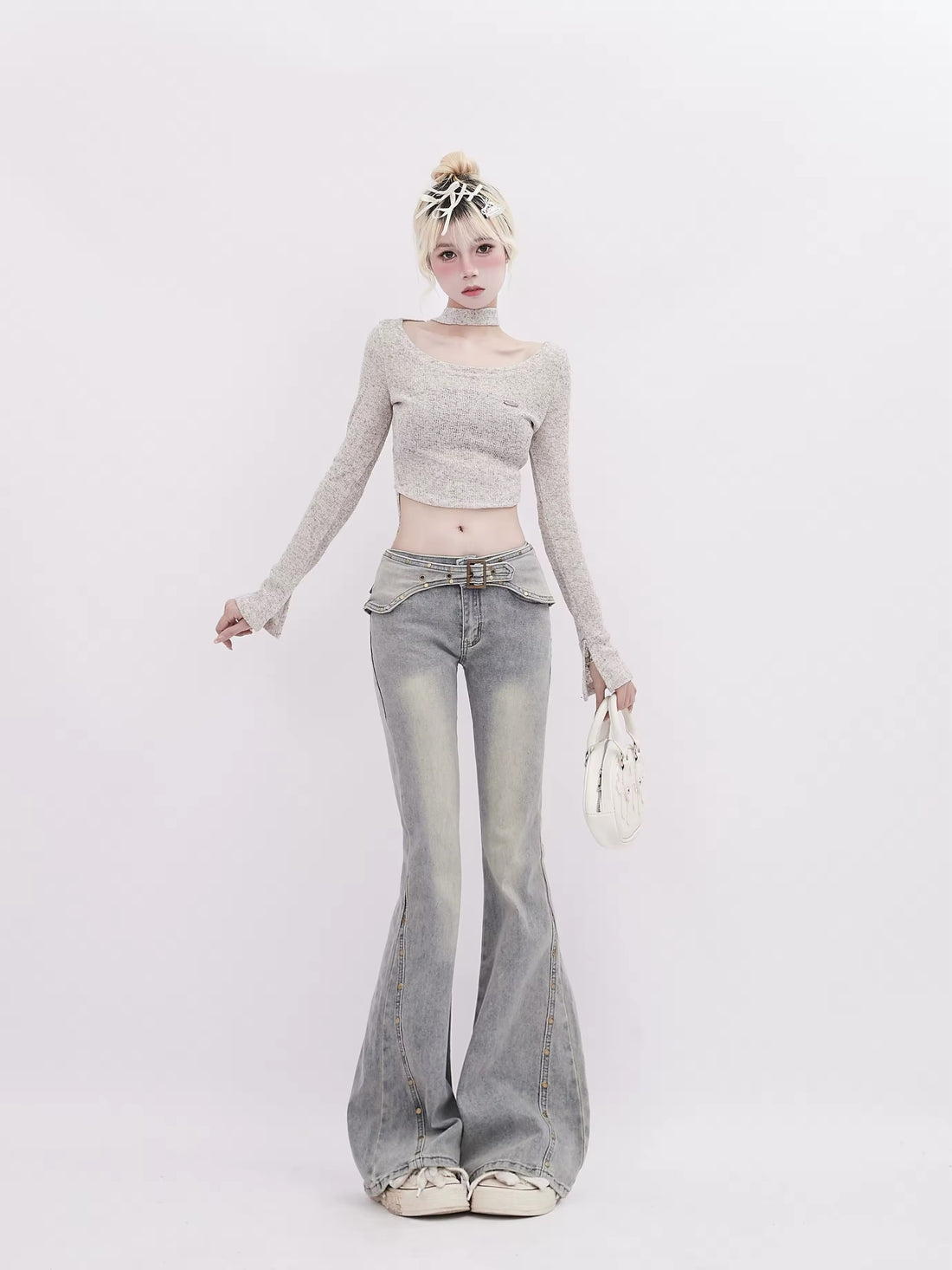 Y2K gray flare jeans front view in low-rise Korean Gyaru style