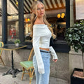 Chic long sleeve crop top for feminine streetwear