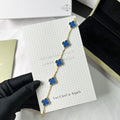 One-size 21 cm gold bracelet with blue lucky clover