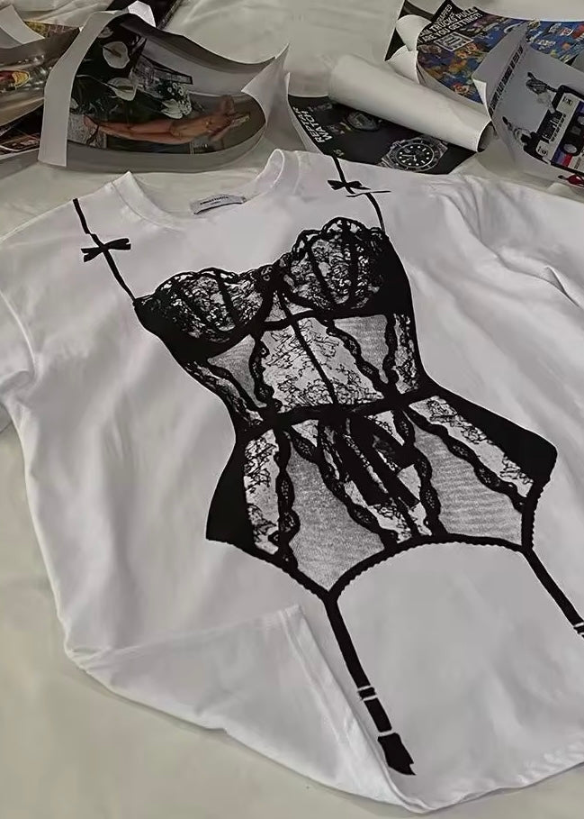 Viral bikini graphic oversized shirt in pure cotton, featuring humorous summer print, perfect for Instagram trends and relaxed street-style looks