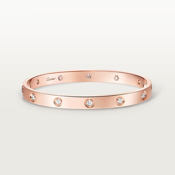 Top quality love bracelet in gold for romantic gifting