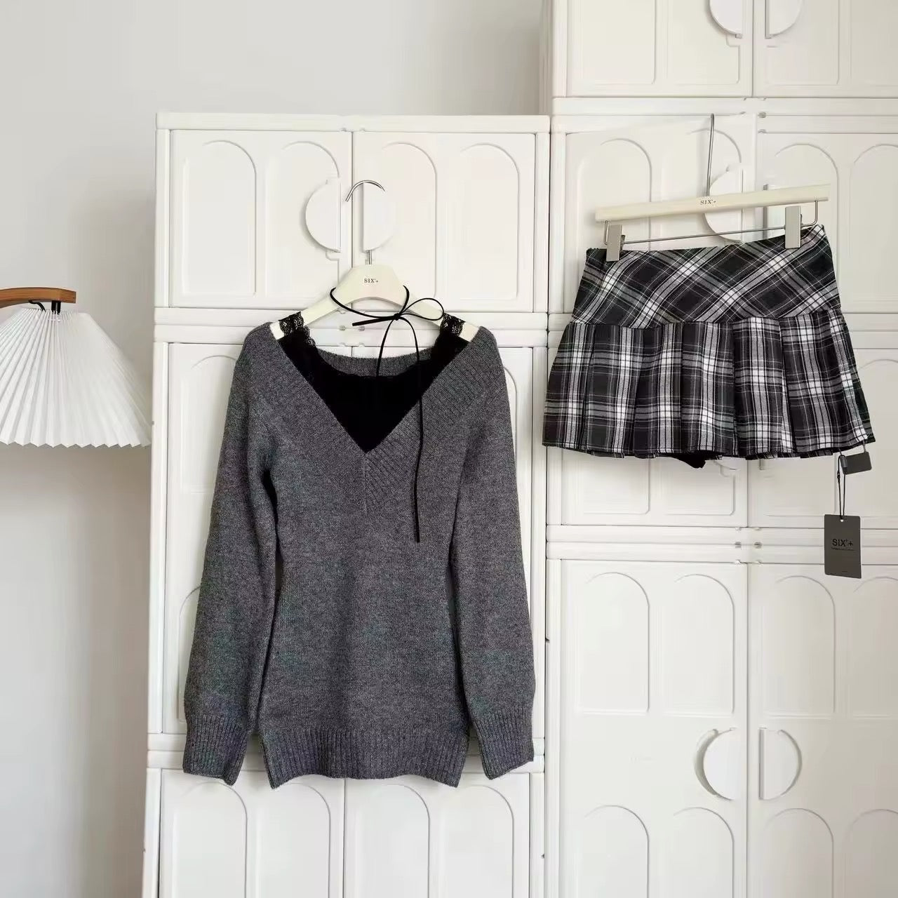 Slim-fit long sleeve pullover for winter