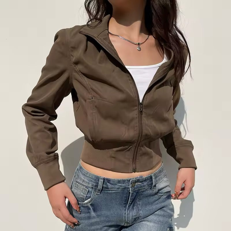 Model styling retro utility cropped jacket