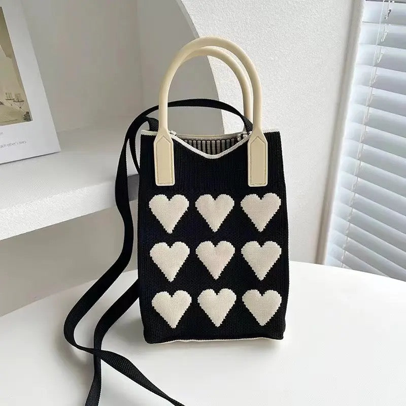 Adjustable strap heart bag for daily use