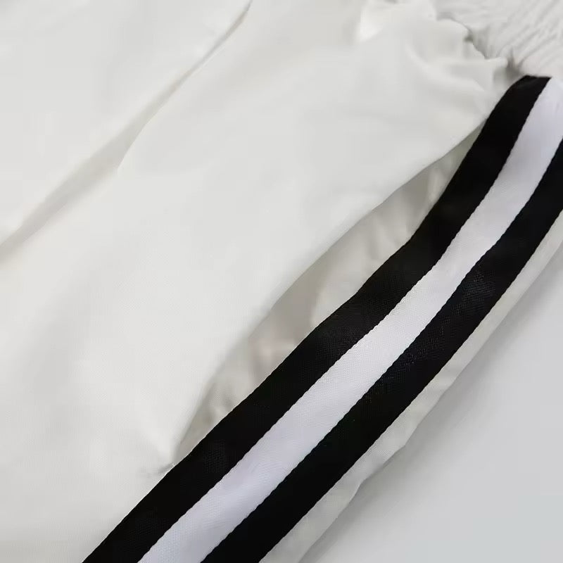 E-girl aesthetic shorts with lace patch and side contrast stripes