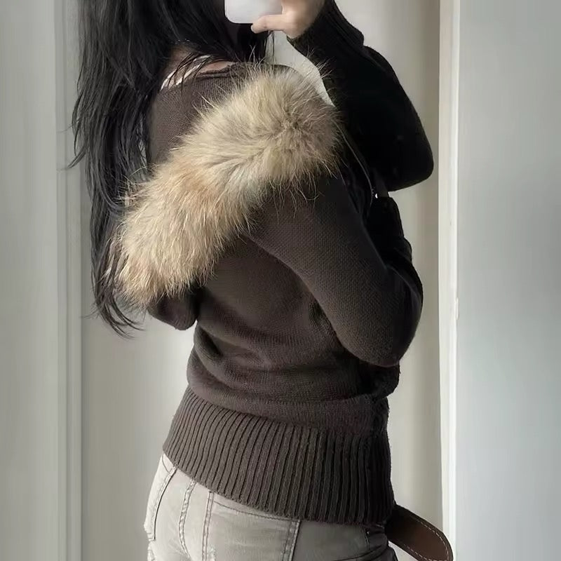 Women’s brown knitted hoodie for fall