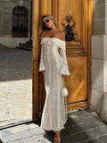 Chic lace maxi dress with a fitted mermaid silhouette