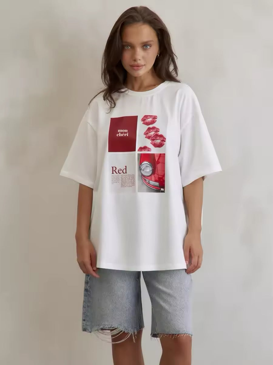 Oversized red kiss mon chéri t-shirt for women in Y2K aesthetic style