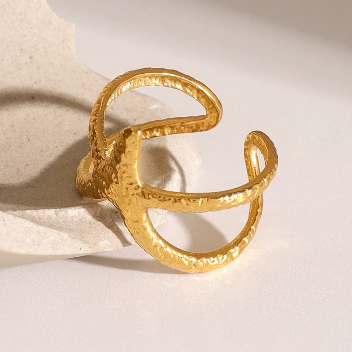 Mermaidcore aesthetic starfish ring in gold color