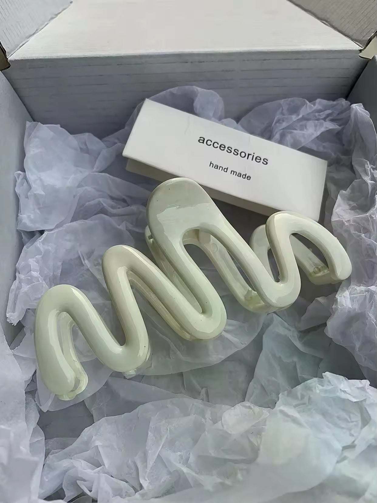 Trendy colorful wave hair claw for ponytails and updos