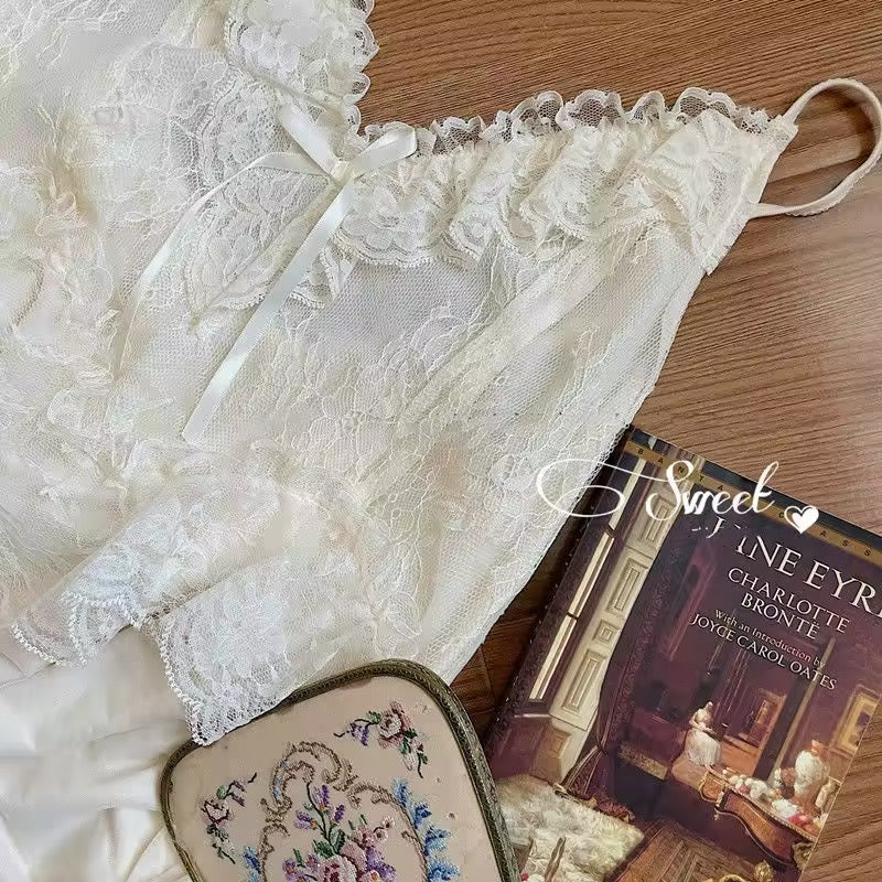 Vintage fairy dress set in white lace and chiffon