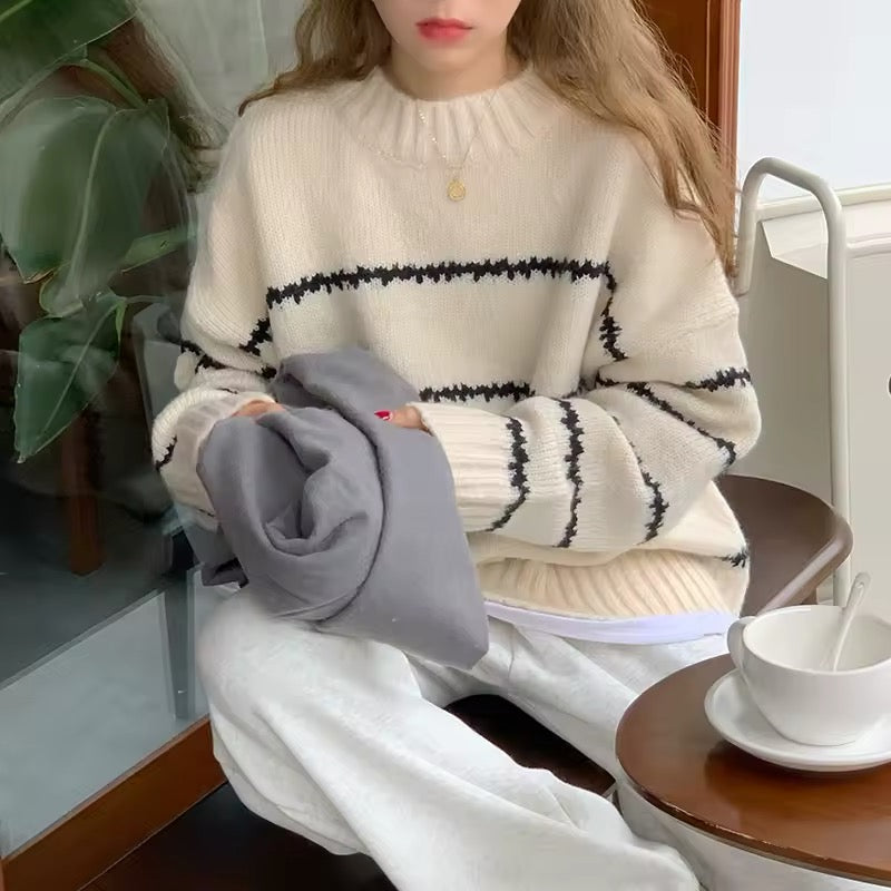 Retro loose knitwear for cold weather