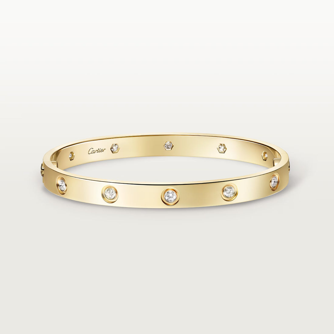 Classic couple bracelet in gold with luxury polished finish