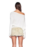 Elegant crop top for office and casual style
